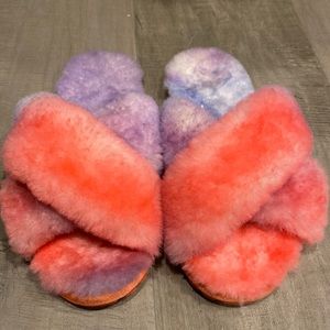 New (without box) EMU Australia Slippers